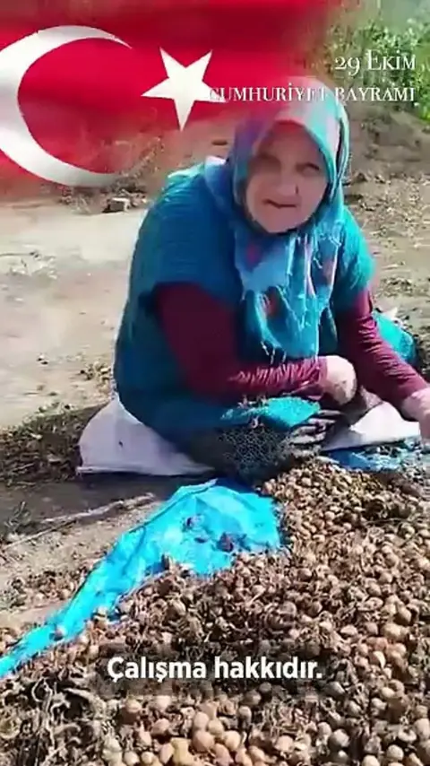 CHP Kadın Kolları’ndan 29 Ekim videosu:''Cumhuriyet bir kadın devrimidir