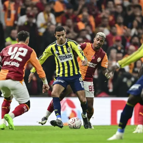 Fenerbahçe derbide istatistiklerde dibi gördü