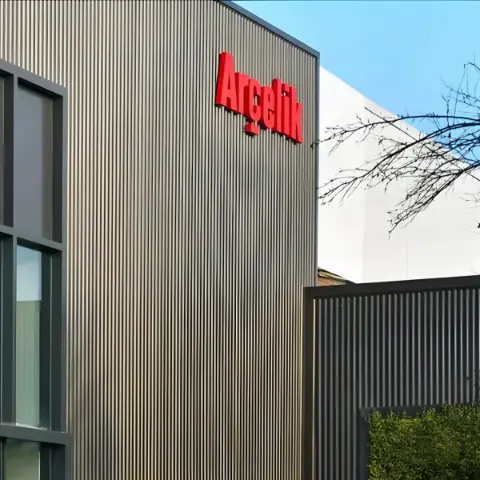 Arçelik’in zararı azaldı, borcu yükseldi