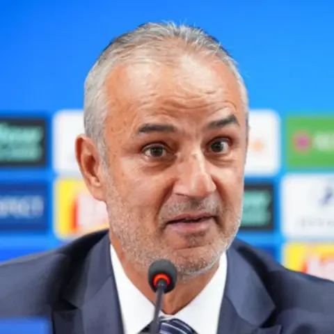 İsmail Kartal, tesis çıkışı trafik kazası geçirdi