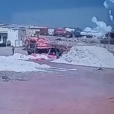 Pakistan'da LPG tankeri patladı: İki ölü, 5'ten fazla yaralı