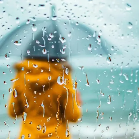 4 ilde turuncu alarm, 26 ilde sarı uyarı! Sağanak, sel ve hortum riski kapıda: Meteoroloji’den peş peşe uyarılar