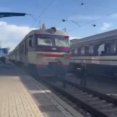 Rus ordusu Ukrayna Dnipro tren istasyonuna İHA saldırısı düzenledi