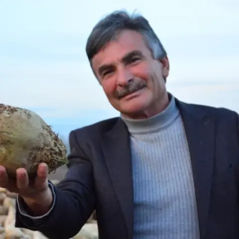 Çorumlu üreticiden sosyal medyada gündem olan çıkış: "Kazanmıyorum diyen çiftçiler külliyen yalan söylüyor