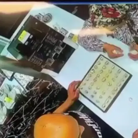 Hatay'da 100 bin TL değerinde hırsızlık: Kuyumcuyu oyalayıp altınları çaldılar