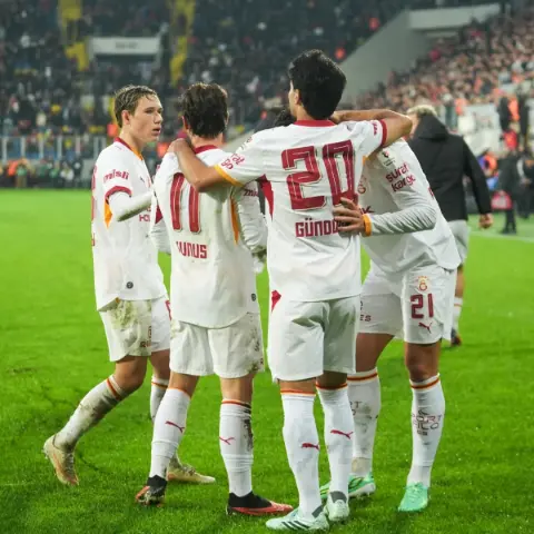 Galatasaray'ın TÜMOSAN Konyaspor kafilesi belli oldu