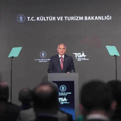 Bakan Ersoy:'Krizlere karşı attığımız adımların sonuçlarını alıyoruz