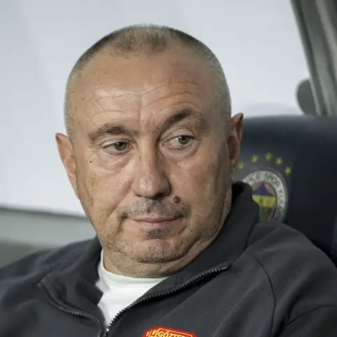 Stoilov, Fenerbahçe galibiyetini yorumladı: Rakibe gereğinden fazla saygı gösterdik