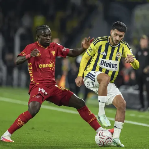 Kadıköy’de şok skor: Fenerbahçe evinde Göztepe’ye mağlup oldu