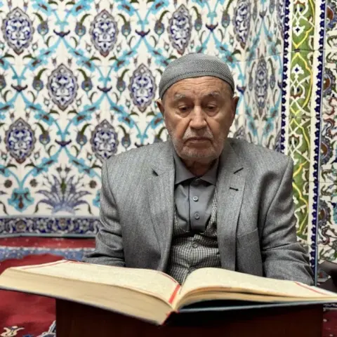 87 yaşında kendi çabasıyla hafız oldu: Üç yılda belgesini aldı