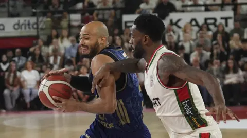 Fenerbahçe Tarfin, Karşıyaka karşısında zorlanmadı