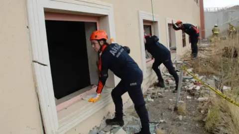 Bingöl'de nefes kesen tatbikat: 7 üzeri deprem senaryosu uygulandı, 170 personel sahaya indi