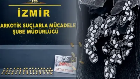 Polis şüphelenip durdurdu! Midesinden çıkanlar şaşkına çevirdi