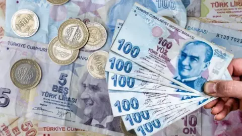 Emekli maaşlarına Ocak 2027 zammı için yeni formül! İsa Karakaş açıkladı: 50 bin TL detayı dikkat çekti