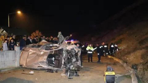 Otomobil uçuruma yuvarlandı: Bir kişi hayatını kaybetti, üç kişi yaralandı