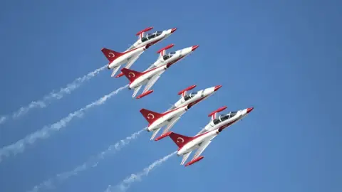 29 Ekim Türk Yıldızları Ankara gösteri uçuş programı: 29 Ekim Cumhuriyet Bayramı Türk Yıldızları gösterisi ne zaman, saat kaçta, nerede?