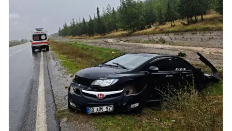Gaziantep’te otomobil, şarampole devrildi: 5 yaralı