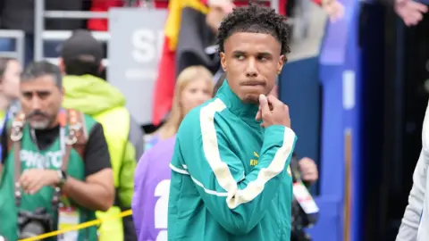 Ismail Jakobs, Senegal Milli Takım kariyerini noktaladığını açıkladı