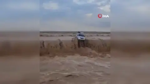 Suriye'de sel: 5 kişi hayatını kaybetti, 5 kişi kayıp