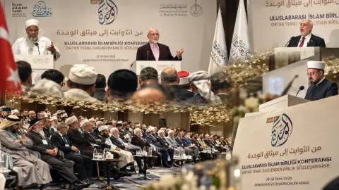 Uluslararası İslam Birliği Konferansında sonuç bildirgesi açıklandı