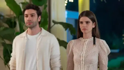 Başkalarının Hayatı neden yok, final mi yaptı? Başkalarının Hayatı yeni bölüm ne zaman? 31 Ekim Star TV yayın akışı