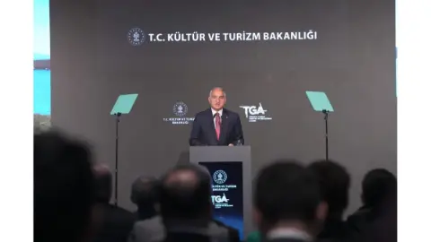 Bakan Ersoy:'Krizlere karşı attığımız adımların sonuçlarını alıyoruz