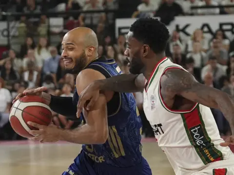 Fenerbahçe Tarfin, Karşıyaka karşısında zorlanmadı