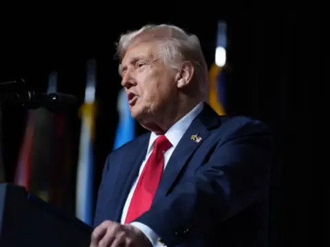 Trump'tan İran'a yeni ültimatom: Anlaşma mı yapayım, yoksa ortadan mı kaldırayım?