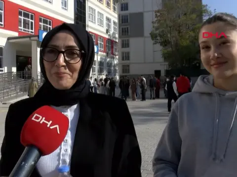 Malatya'da anne ve kızı KPSS'de aynı okulda yarıştı: "Annemin vazgeçmemesi beni gururlandırdı