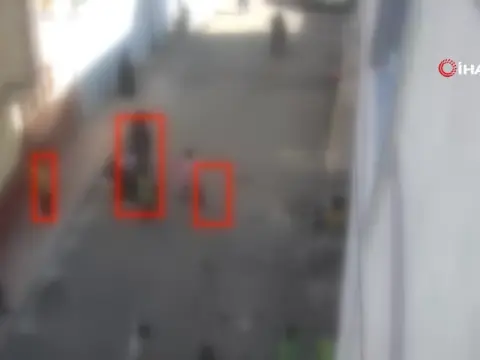 Gaziantep'te silahlı ve sopalı sokak kavgasının güvenlik kamerası görüntüleri