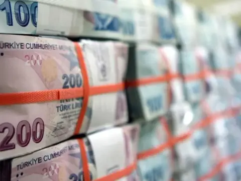 Emekli maaşında yeni formül: Masada iki alternatif var! Hesaplar hangi rakamı gösteriyor?