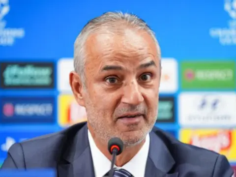 İsmail Kartal, tesis çıkışı trafik kazası geçirdi