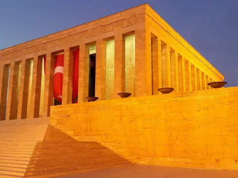 29 Ekim Anıtkabir ziyaret saatleri 2026: Anıtkabir bugün saat kaça kadar açık?