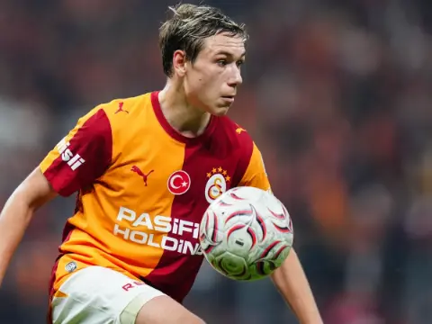 Aleksey Batrakov kendine hayran bıraktı: Galatasaray'ın yeni yıldızı parlıyor