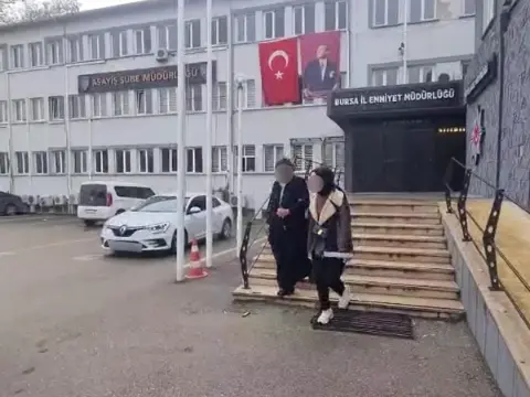 Kapıyı kartla açıp ziynet eşyalarını çaldı: 35 kamera tek tek incelendi