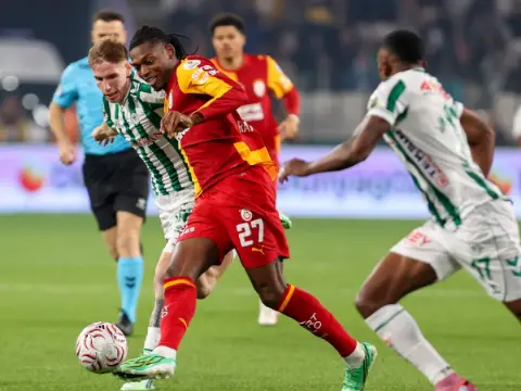 Konyaspor - Galatasaray | Yunus Akgün'den harika gol: CANLI ANLATIM