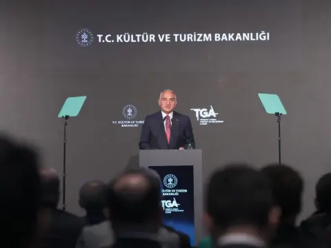 Bakan Ersoy:'Krizlere karşı attığımız adımların sonuçlarını alıyoruz