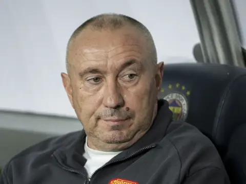 Stoilov, Fenerbahçe galibiyetini yorumladı: Rakibe gereğinden fazla saygı gösterdik