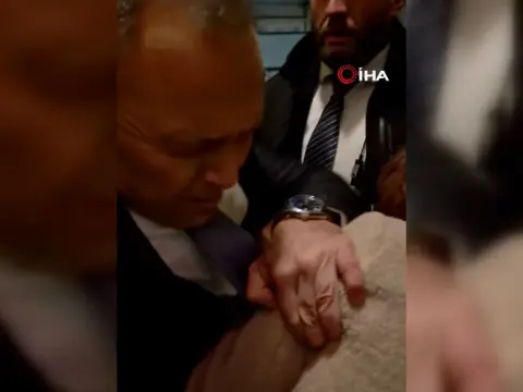 Polonya'da Anayasa Mahkemesi kapısında kriz: Cumhurbaşkanı Nawrocki ile geçici başkan birbirine girdi