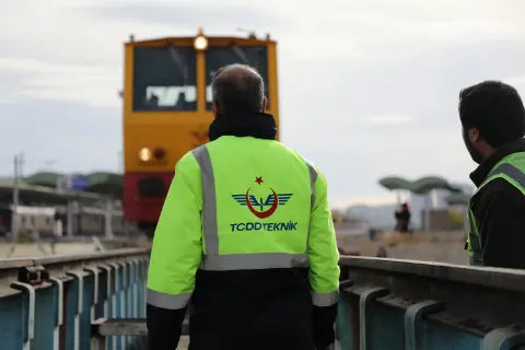TCDD işçi alımı İŞKUR: 166 daimi işçi alımı başvurular bitti mi? TCDD'de işçi alımı için gerekli şartlar nelerdir? TCDD 166 işçi kadro dağılımı