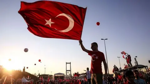 28-29 Ekim tatil mi, kaç gün tatil? 29 Ekim tatili hafta sonuyla birleşecek mi, okullar kaç gün tatil olacak?