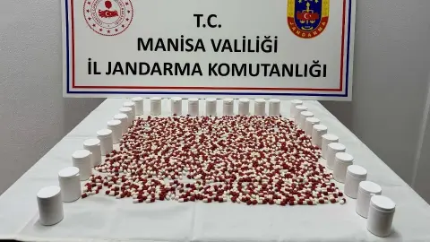 Manisa'da uyuşturucu operasyonu: Bir araçtan çıkanlar şoke etti