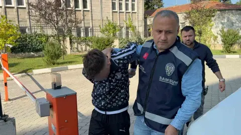 Gece yarısı kanlı hesaplaşma! Kız meselesi kavgası kanlı bitti: İki kişi bıçaklandı