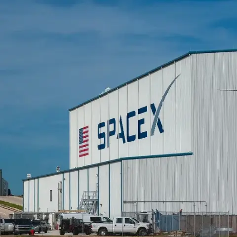 SpaceX, yaklaşık 40 milyar dolarlık çip finansmanı için anlaşmaya vardı