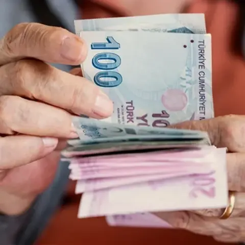 Emekli maaşında yeni senaryo: Ocakta hesaplara ne kadar yatacak?