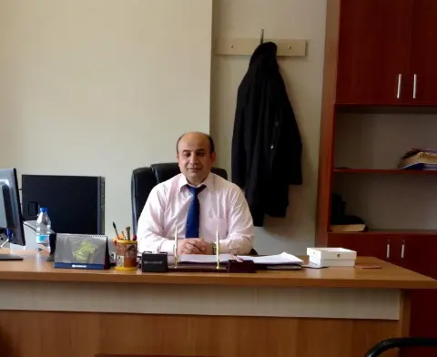 Erzincan’da acı olay! Evinin çatısından düşen adliye kâtibi kurtarılamadı