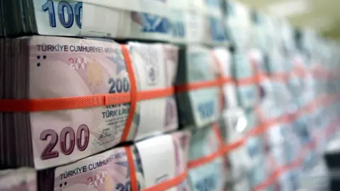 Emekli maaşında yeni formül: Masada iki alternatif var! Hesaplar hangi rakamı gösteriyor?