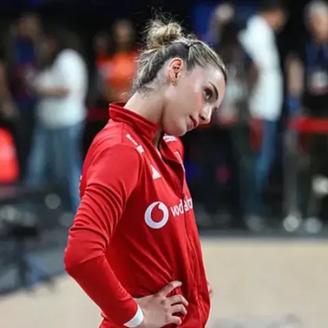 VakıfBank'a Eylül Akarçeşme Yatgın'dan kötü haber