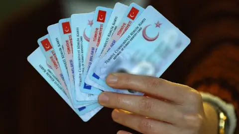 Kimlik kartları için yeni dönem: İlk kez kullanılacak