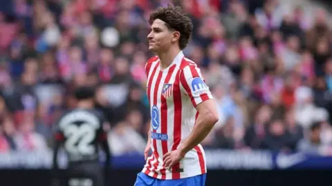 Barcelona'ya Julian Alvarez cezası: Para miktarı gündem oldu